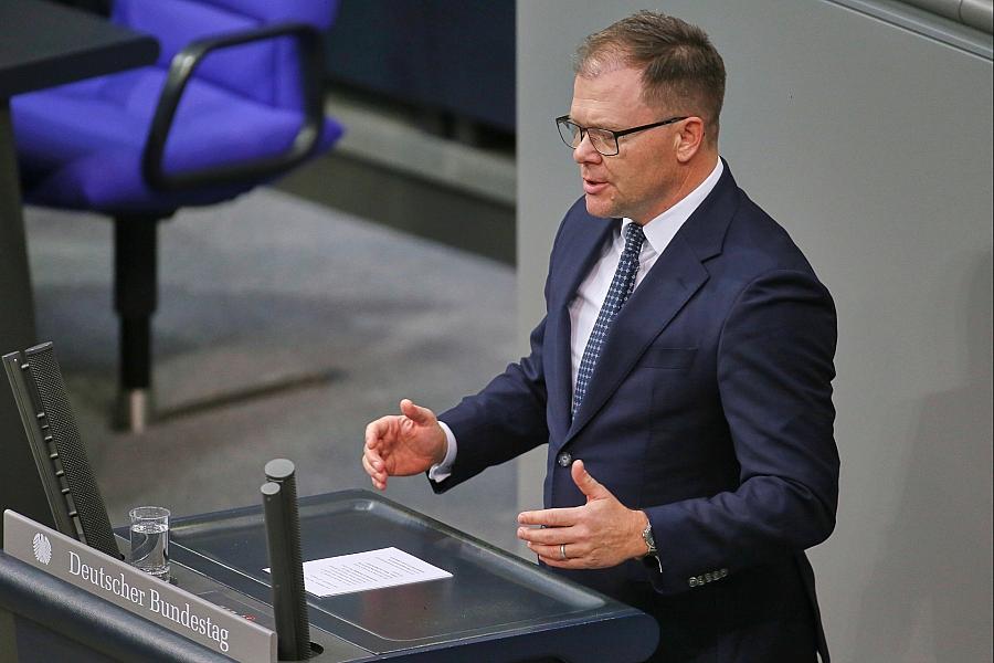 Bundesumweltminister Schneider fordert schärfere EU-Regeln gegen chinesische Billigpakete