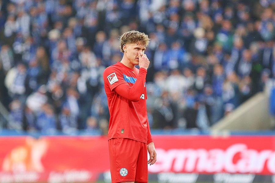 Holstein Kiel schlägt Dynamo Dresden 2:1 und springt auf Tabellenplatz 10