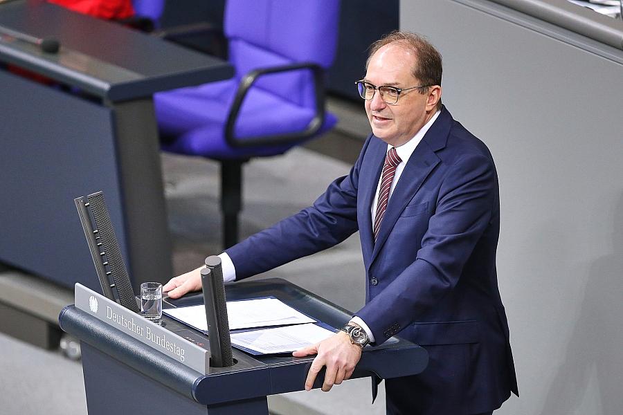 Dobrindt verschärft Kurs gegen Linksextremisten und Klimaaktivisten nach Berliner Stromausfall