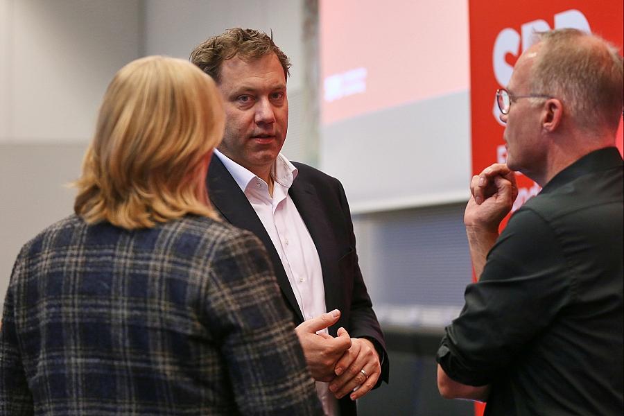 ARD-Deutschlandtrend: SPD fällt auf 13 Prozent, Union führt mit 28 Prozent