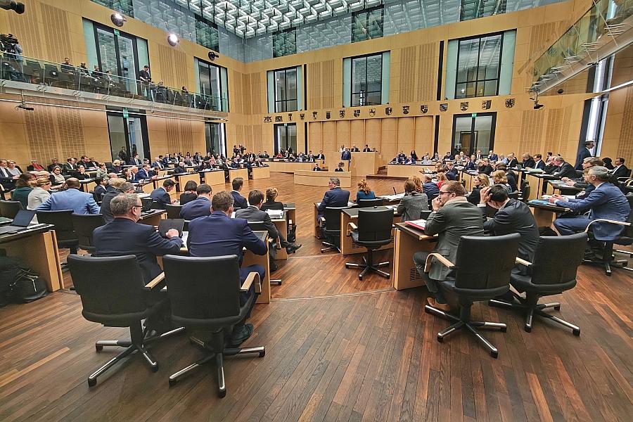 Ministerpräsident Schulze fordert im Bundesrat mehr Tempo bei Planungen