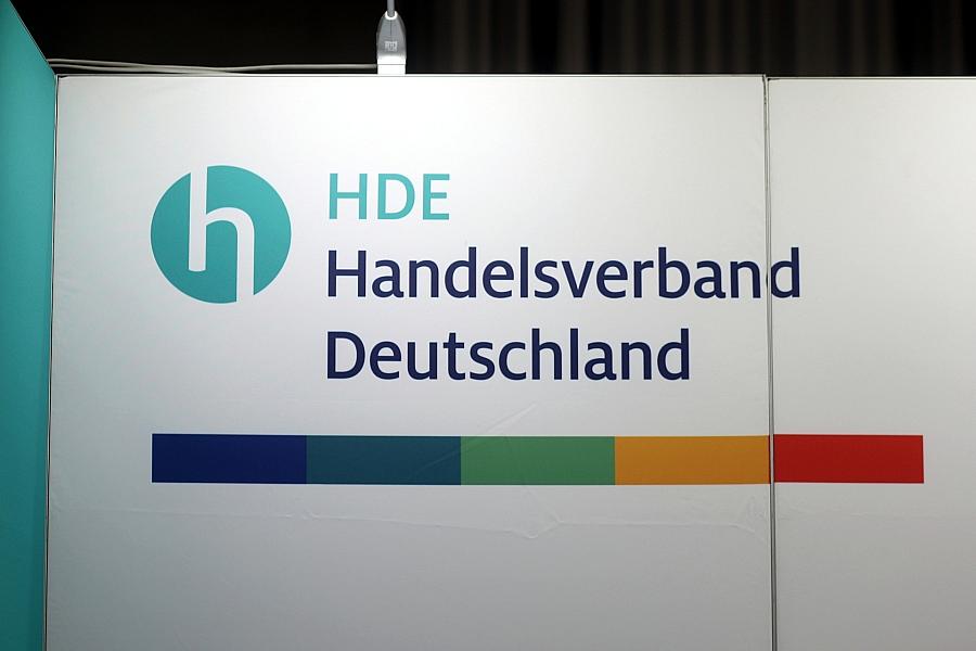 HDE fordert bürokratiearme Umsetzung des neuen Textilgesetzes