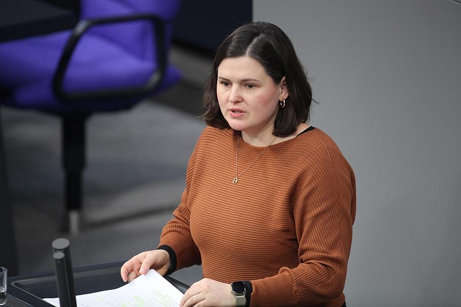 Grüne fordern mehr Druck auf Iran-Regime von Bundesregierung