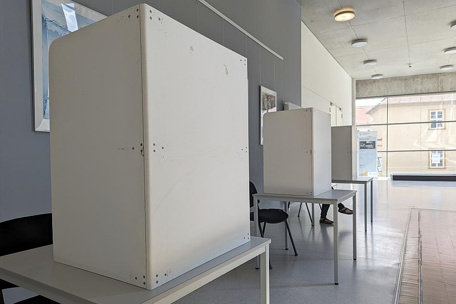 Rechtsexperten kritisieren geplanten Wahlrechtsentzug bei Volksverhetzung