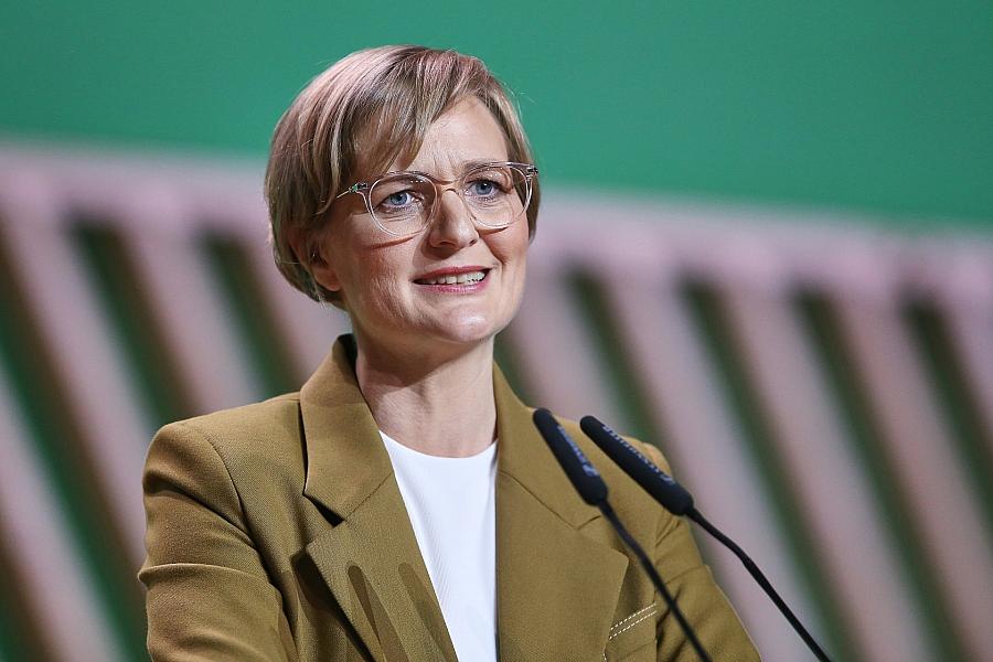 Grüne drängen Merz zu starker Sicherheitsgarantie für Ukraine