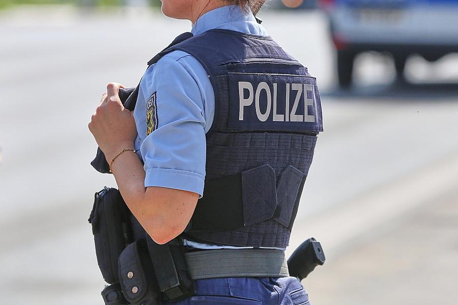 Bundespolizei vollstreckt 16 Haftbefehle an Grenze bei Breitenau