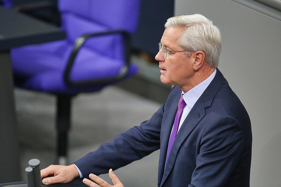 Röttgen fordert mehr Europa-Sanktionen gegen Iran-Regime zur Unterstützung der Opposition