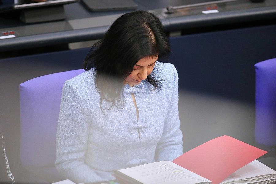 Kritik an Katherina Reiche wächst: Mikromanagement und Verzögerungen im Wirtschaftsministerium