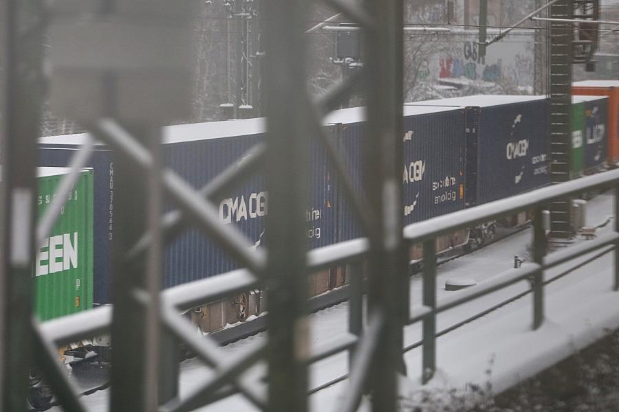 Importpreise Januar 2026: Energie deutlich günstiger, aber monatlich steigend – Destatis veröffentlicht aktuelle Zahlen