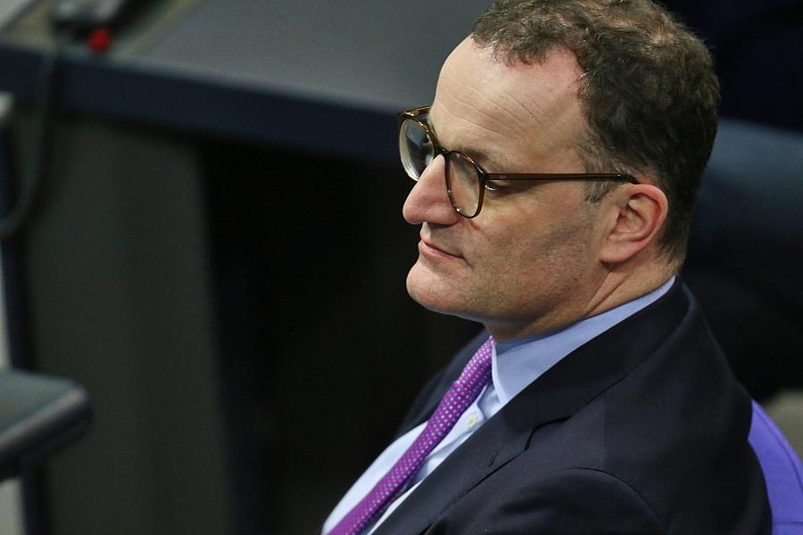 Jens Spahn fordert Diskussion über nukleare Teilhabe und Wehrdienst für mehr europäische Eigenständigkeit