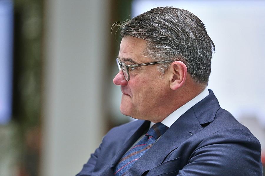 Hessens Ministerpräsident Boris Rhein lehnt Forderungen von MIT und Wirtschaftsrat zu Leistungskürzungen ab