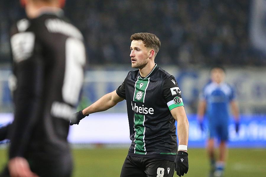 Hannover 96 siegt dank Leopold-Handelfmeter gegen Arminia Bielefeld – Ergebnisse des 24. Spieltags