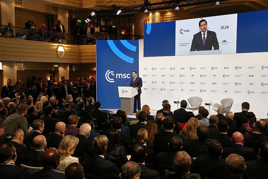 Rubios Rede in München: Dobrindt erleichtert, Strack-Zimmermann warnt vor Trugschluss