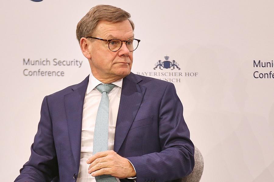 Deutscher Außenminister Wadephul spricht nach Nawalny-Giftnachweis von staatlichem Mord durch Russland