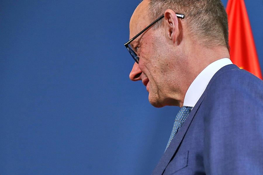 Friedrich Merz schließt strengere Gesetze gegen Vetternwirtschaft nicht aus und kritisiert AfD scharf