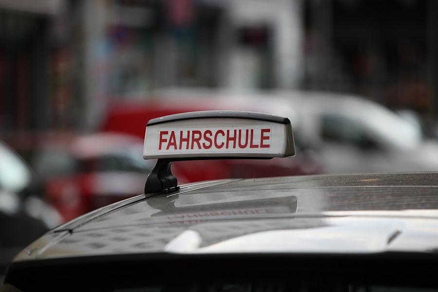 Sachsen begrüßt Fortschritte bei Fahrschulreform