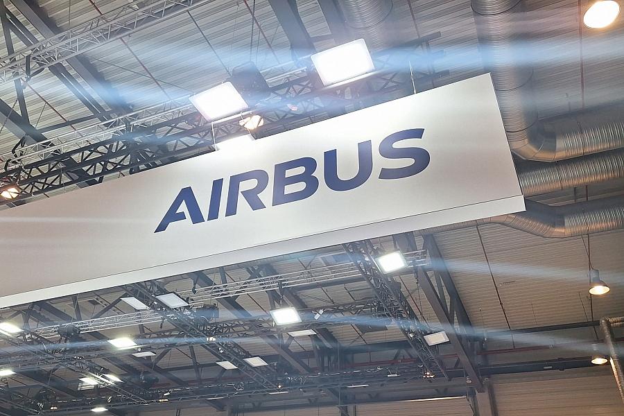 Airbus plant neue Satelliten-Endmontagelinie in Deutschland
