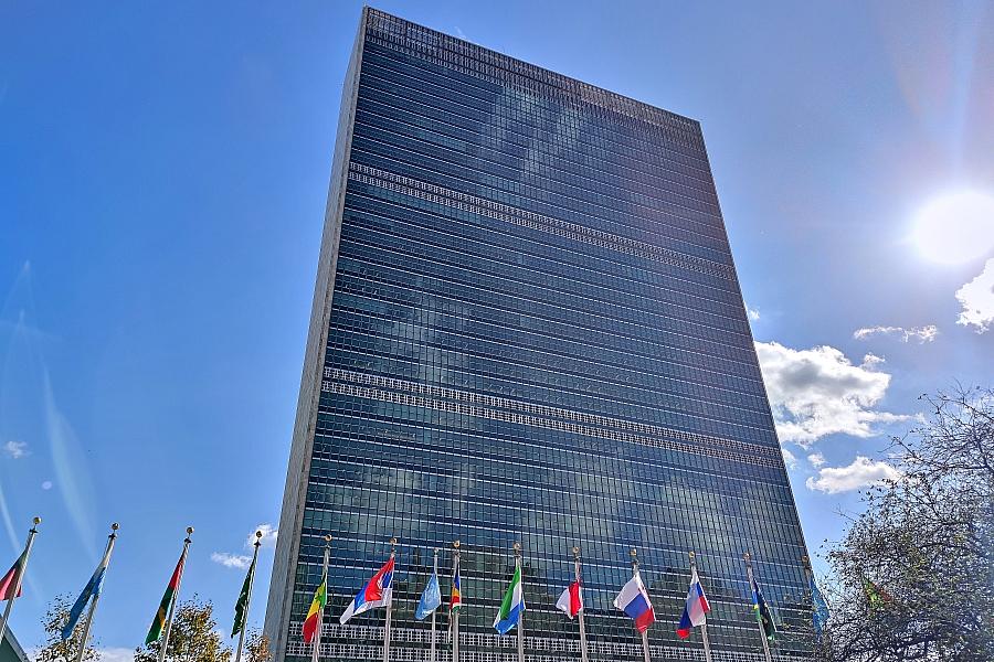 UN alarmiert über Eskalation im Sudan: Angriffe treffen Moschee, Schule und UN-Lagerhaus