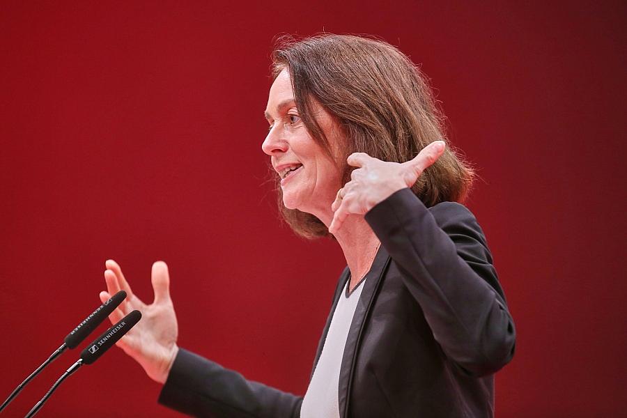 Katarina Barley fordert europäische Ermittlungen im Epstein-Akten
