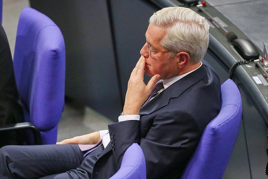 Röttgen fordert mehr europäische Verteidigung und Wettbewerbsfähigkeit vor Sicherheitskonferenz