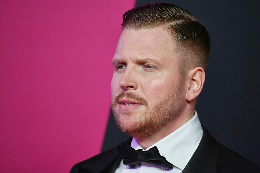 Rapper Finch bereut frühe frauenfeindliche Texte und erklärt Sinneswandel