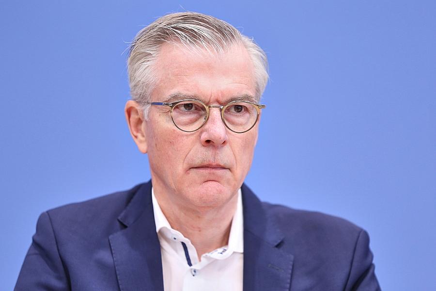 Wirtschaftsweise Werding lehnt SPD-Gesundheitsbeitrag auf Kapitaleinkünfte ab und fordert strukturelle Reformen