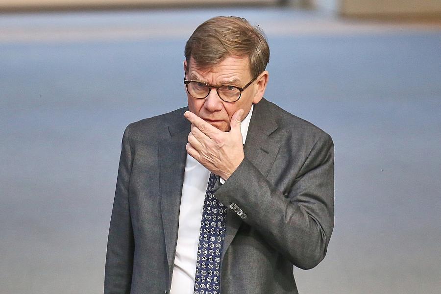 Wadephul erwartet länger andauernden Iran-Krieg und warnt vor Flüchtlingskrisen und erhöhten Energiepreisen