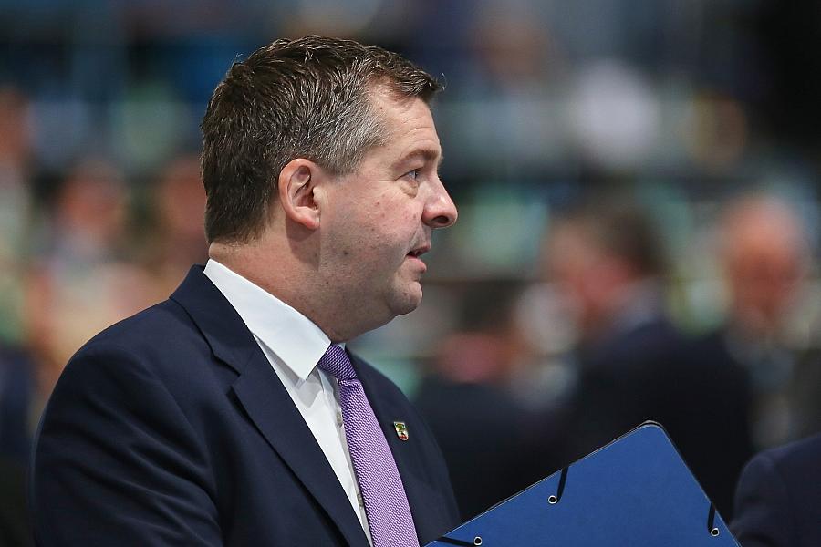 Schulze übergibt 124 Millionen Euro Förderung für neues Industriegebiet im Burgenlandkreis