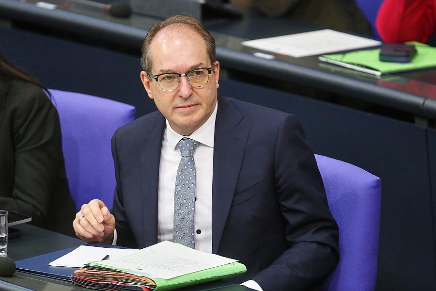 EU-Innenminister planen Asylzentren außerhalb Europas für effektivere Rückführungen