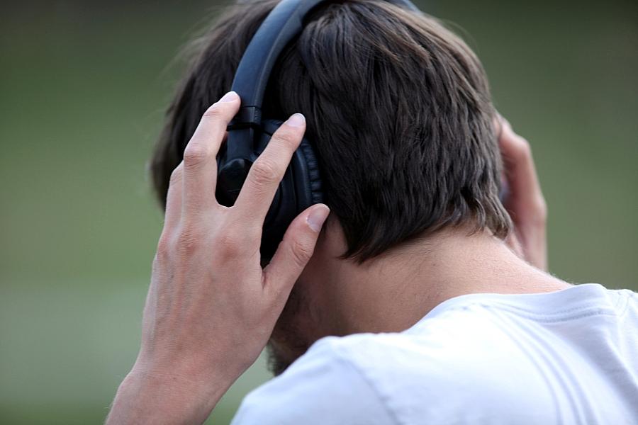 Kulturstaatsminister Weimer fordert mehr Transparenz und faire Vergütung im Musikstreaming