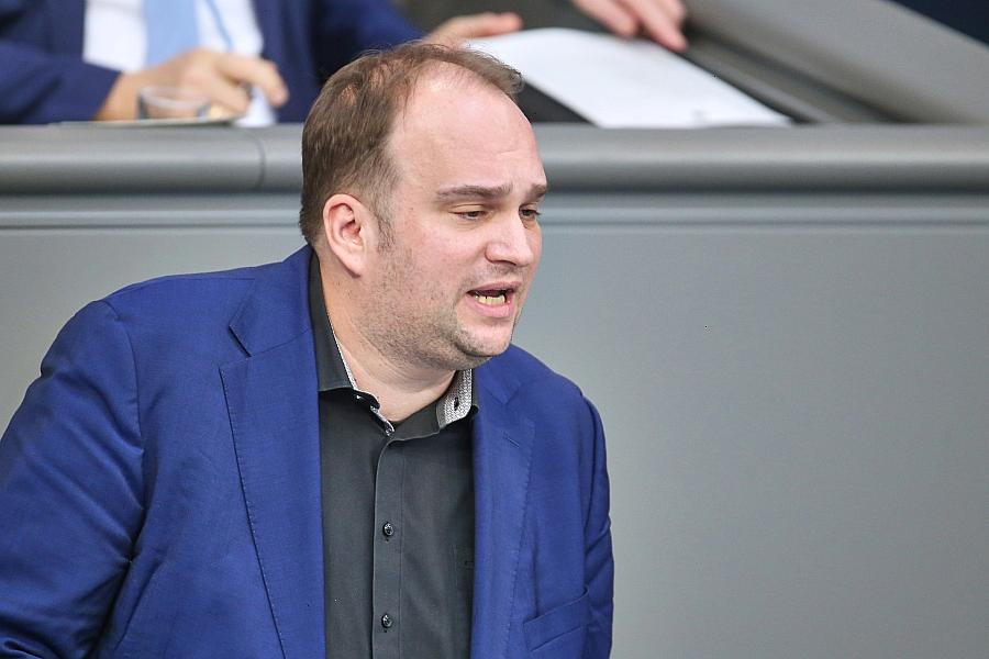 Übergewinnsteuer bei Spritpreisen: Union und SPD uneins über Abschöpfung von Mineralölkonzernen