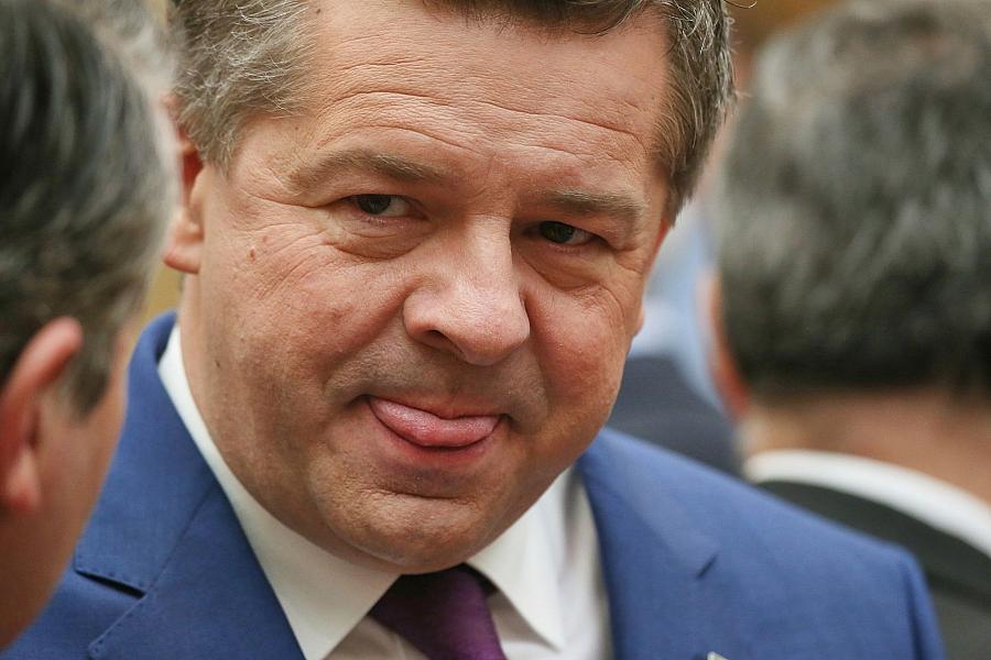 Sachsen-Anhalts Ministerpräsident fordert Entlastung beim EU-Emissionshandel und zweifelt an Klimazielen