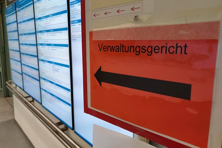 Asylklagen vor Gericht steigen rasant: Richterbund warnt vor Überlastung der Justiz