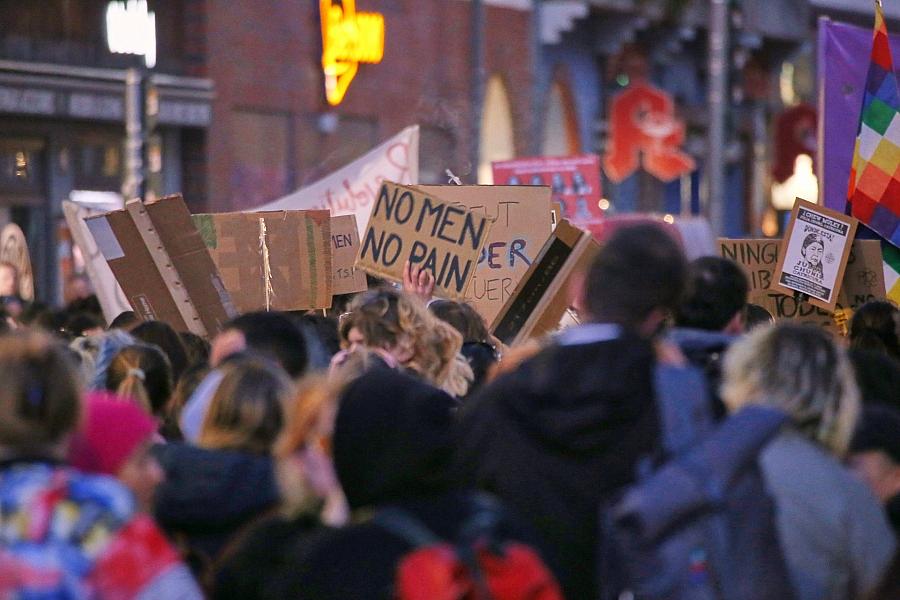 930.600 Frauen in Sachsen-Anhalt feiern Frauentag