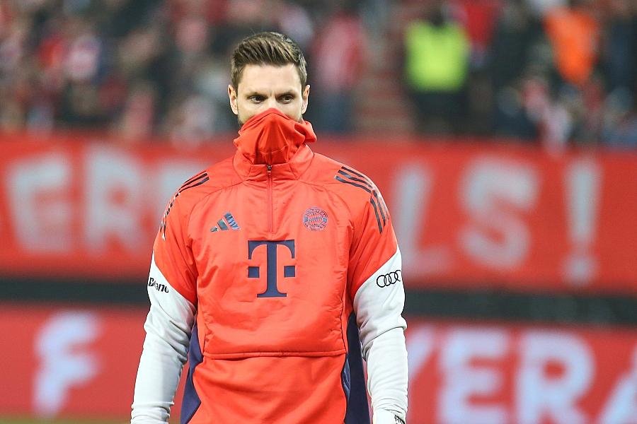 Bayern München erkämpft 1:1 in Leverkusen – Diaz gleicht aus und fliegt