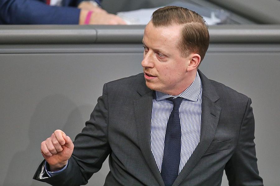 SPD droht mit gerichtlicher Prüfung der Ramstein-Nutzung bei US-Kriegsverbrechen im Iran