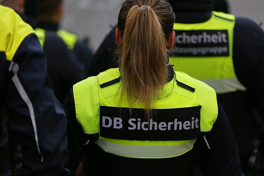Nach ICE-Anschlagsdrohung: Unionspolitiker Stracke fordert mehr Sicherheitskontrollen und Zugangsbeschränkungen in Bahnhöfen