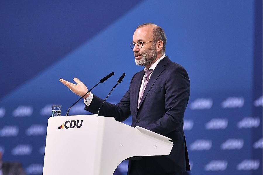 Manfred Weber verteidigt EVP-Abstimmung mit Rechten und fordert Kampf gegen Linksradikalismus