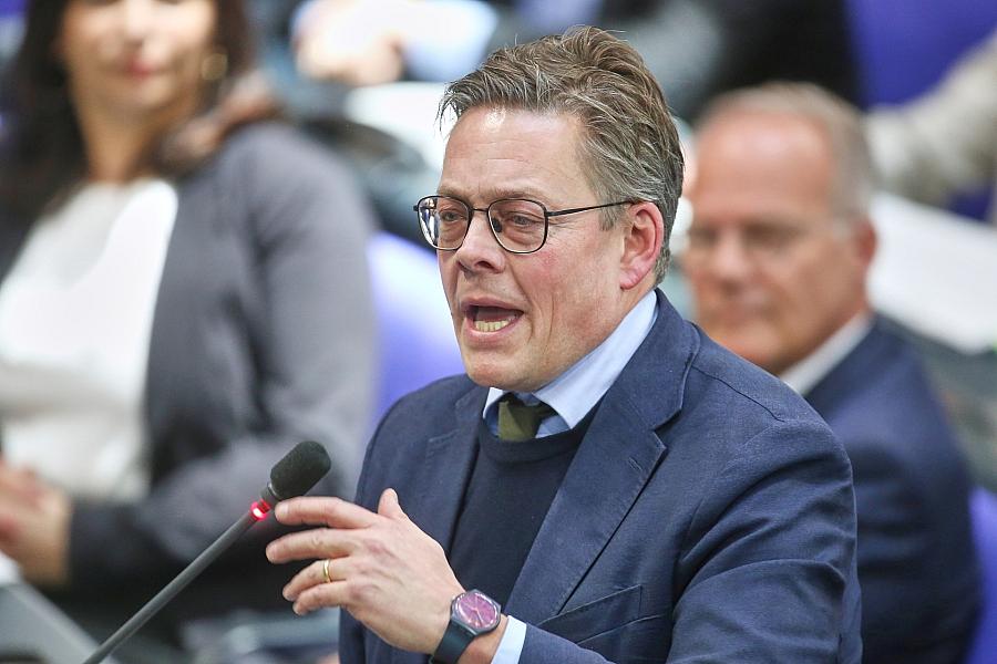 Signal-Abhöraffäre: Sicherheitsexperten warnen vor russischer Spionage und individuellen Sicherheitslücken