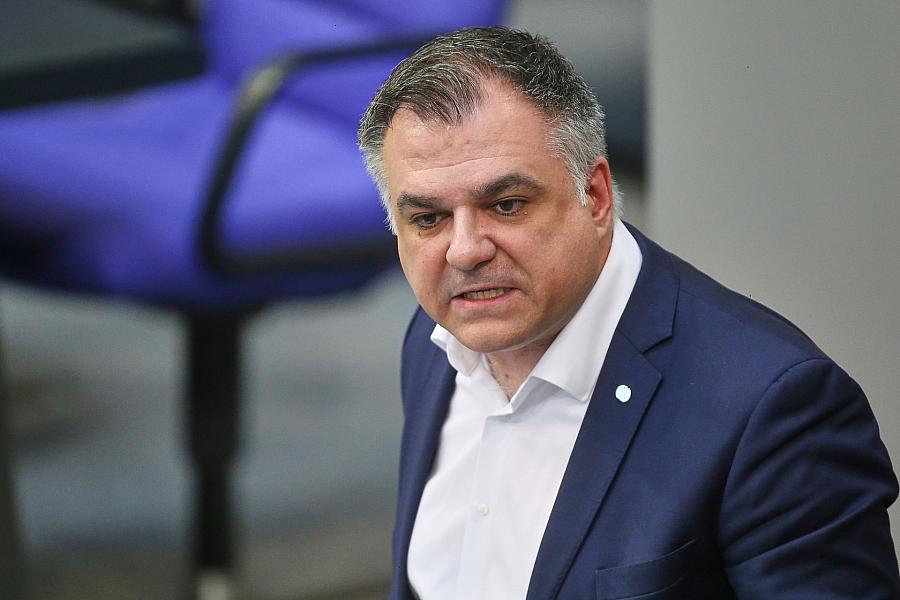 SPD kritisiert Warkens Pläne zur Beitragsbemessungsgrenze als unnötige Belastung