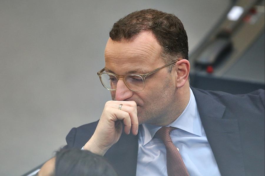 Spahn offen für weitere Maßnahmen nach Tankrabatt