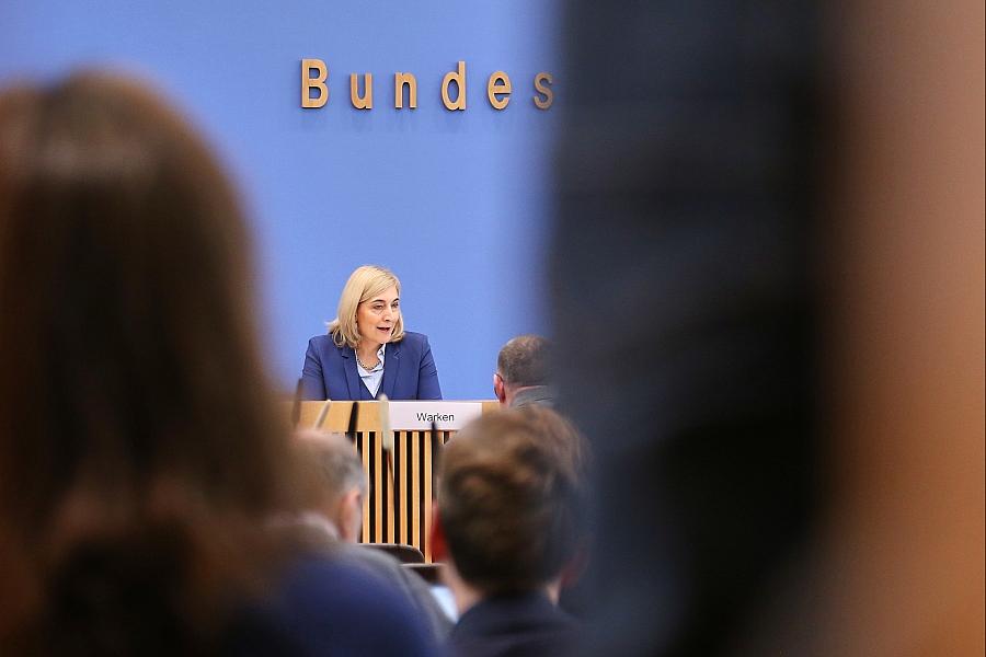 Gesundheitsreform: Linke und Grüne kritisieren Warkens Gesetzentwurf als Mogelpackung und unausgewogen