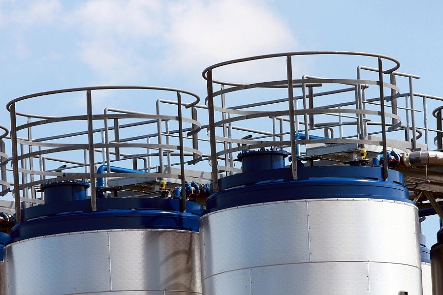 Grüne fordern strengere Kontrolle bei Auslandsübernahmen von kritischer Infrastruktur