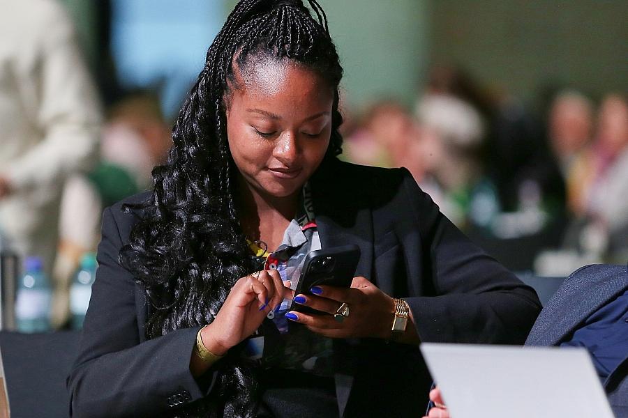 Touré kritisiert 1.000-Euro-Prämie der Bundesregierung scharf und fordert Klimasozialplan