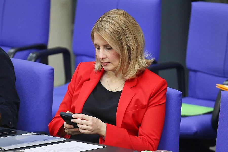 Phishing-Angriff auf Bundesregierung: Datenabfluss gestoppt, Russland hinter Attacke vermutet