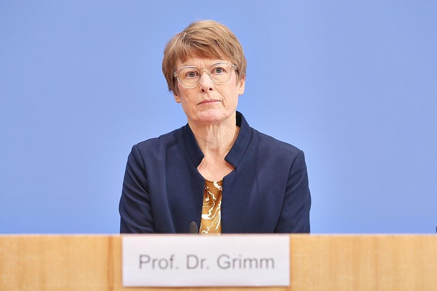 Wirtschaftsweise Grimm warnt vor Stagnation durch Iran-Krieg und Ölkrise