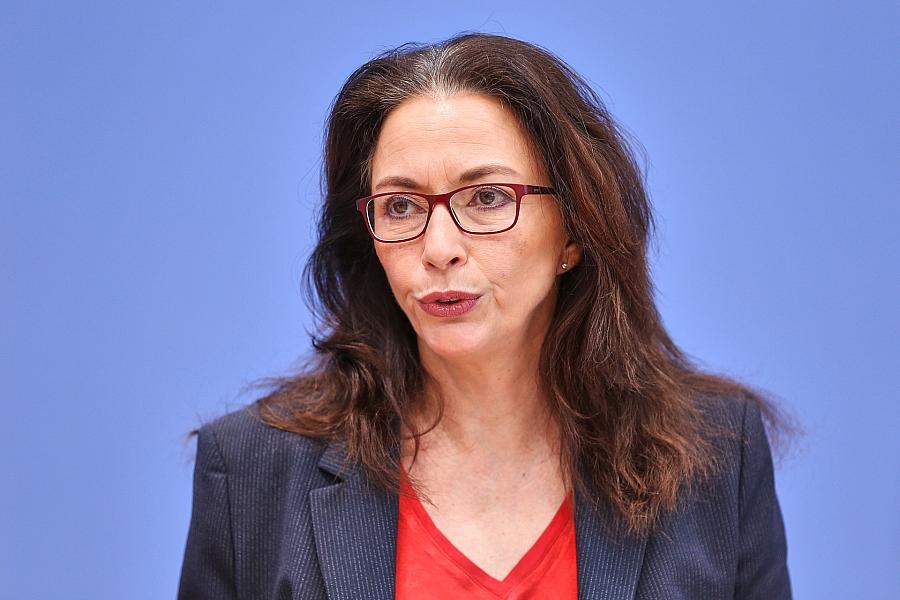DGB fordert Gespräche mit Bundesregierung über Reformpaket und europäische Infrastrukturinvestitionen