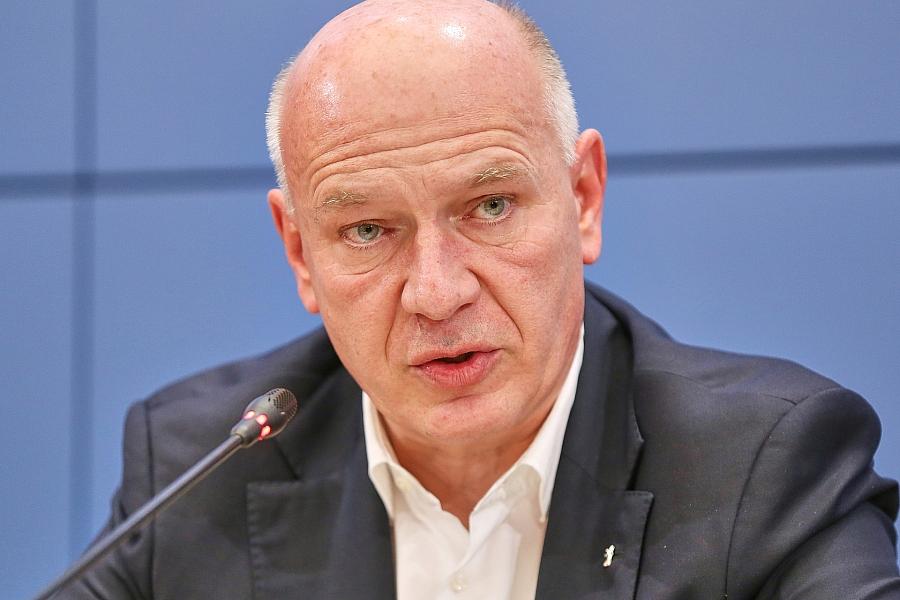 Berlins Regierender Bürgermeister Kai Wegner (CDU) hält Vermögensteuer für unumgänglich