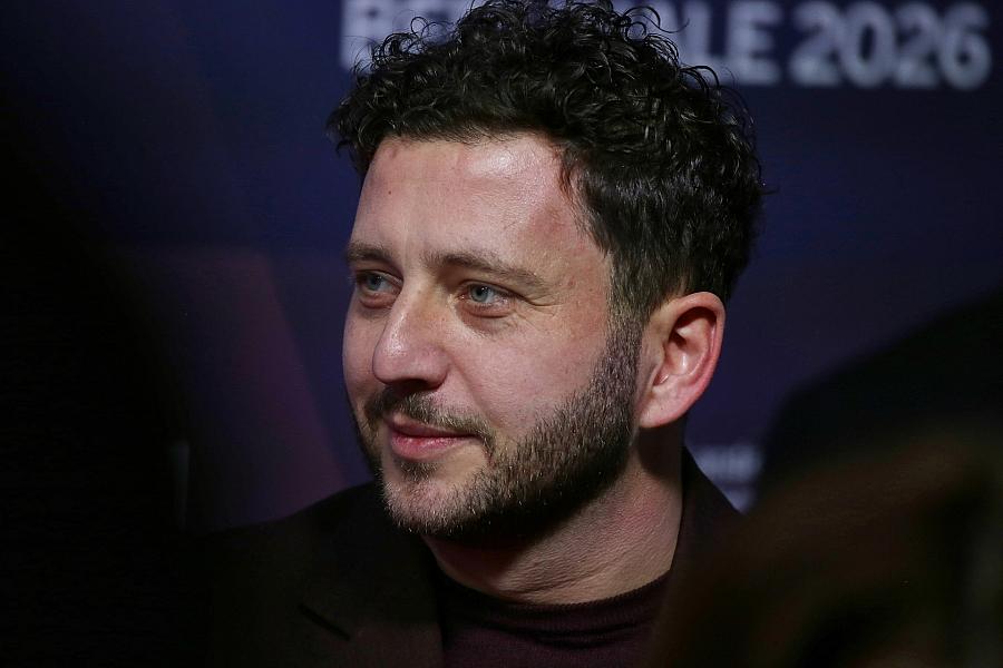 Vatertag: Grünen-Chef Felix Banaszak fordert Männer zur Teilnahme an Demo gegen Männergewalt auf
