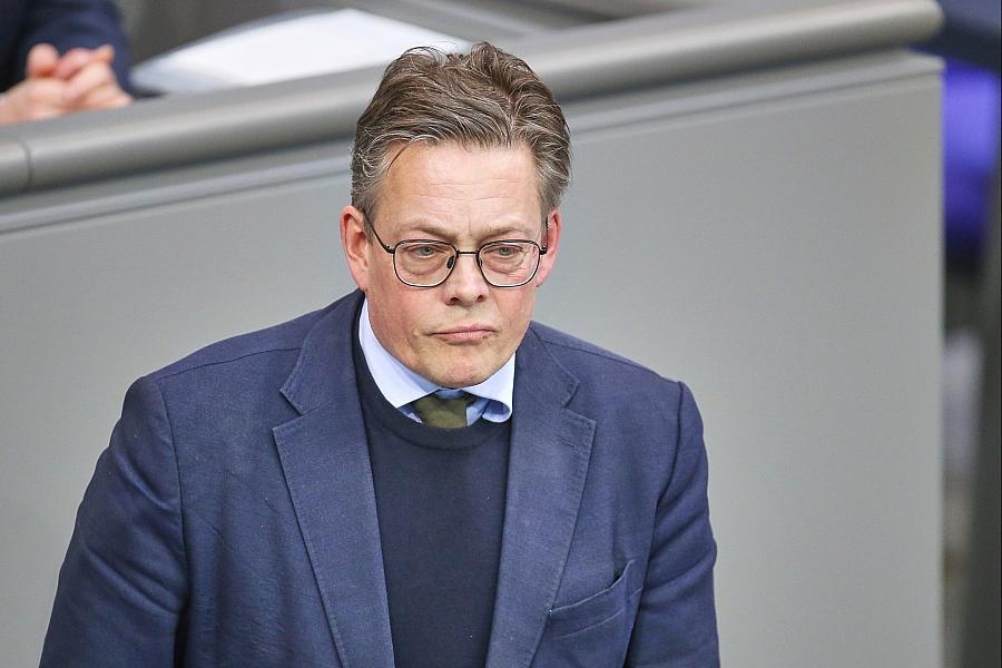 Grünen-Vize von Notz: Deutsche Gesellschaft muss Judenhass mit allen rechtsstaatlichen Mitteln bekämpfen